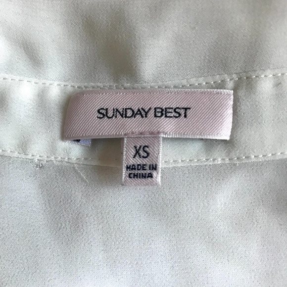 Aritzia White Sleeveless Button Down (Never Worn) - Picture 7 of 7